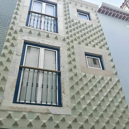 Friendly Border Design Apartment